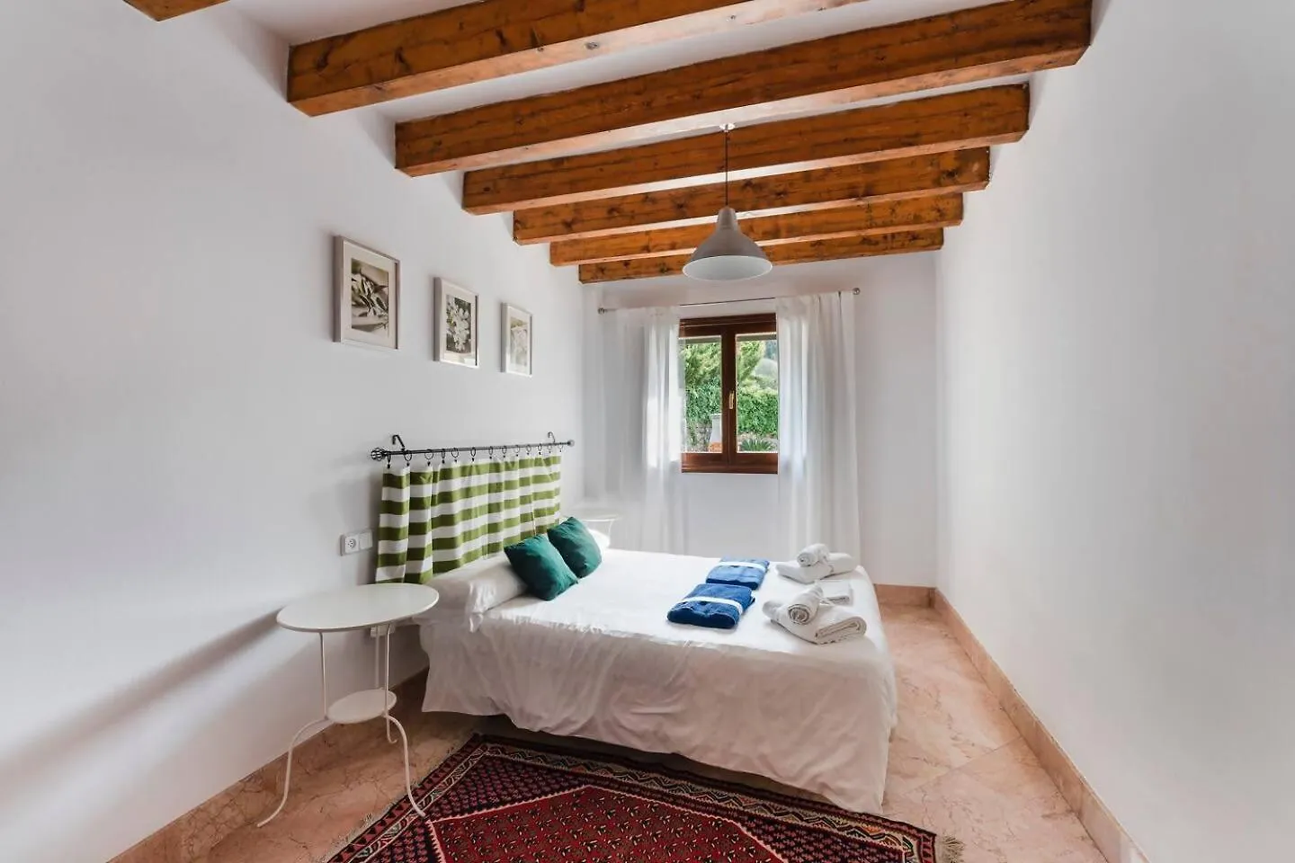 הוילה ולדמוסה Casa Camila 0*,  ספרד